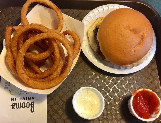 Boom's Drive-In